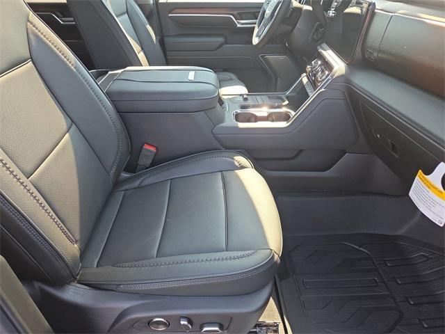 Photo of 2025 Onyx Black GMC Sierra 3500