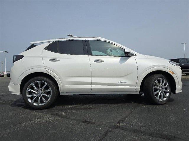 Photo of 2024 White Frost Tricoat Buick Encore GX