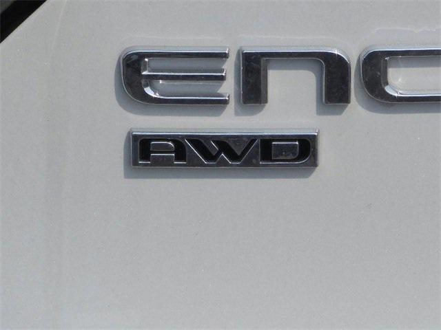 Photo of 2024 White Frost Tricoat Buick Encore GX