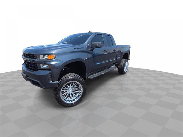 Photo of 2022 Northsky Blue Metallic Chevrolet Silverado 1500