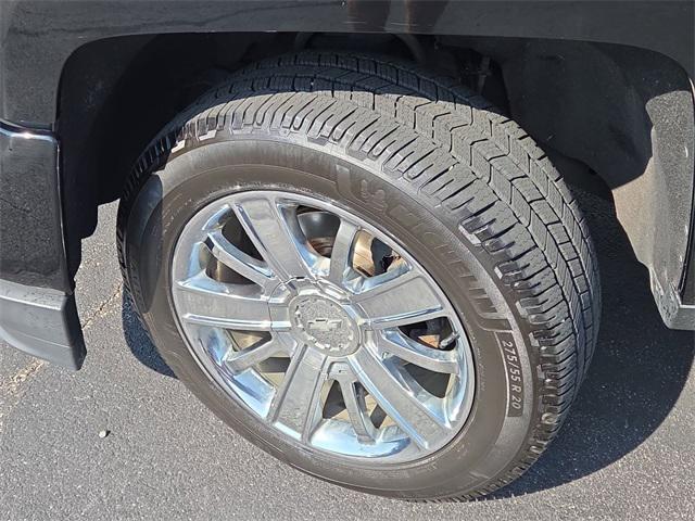 Photo of 2018 Black Chevrolet Silverado 1500