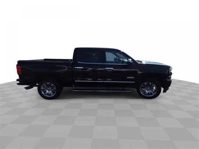 Photo of 2018 Black Chevrolet Silverado 1500