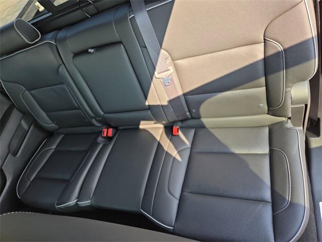 Photo of 2018 Black Chevrolet Silverado 1500