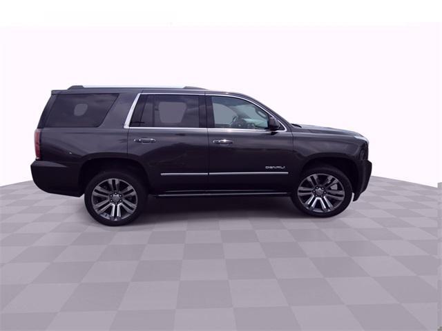Photo of 2017 Iridium Metallic GMC Yukon