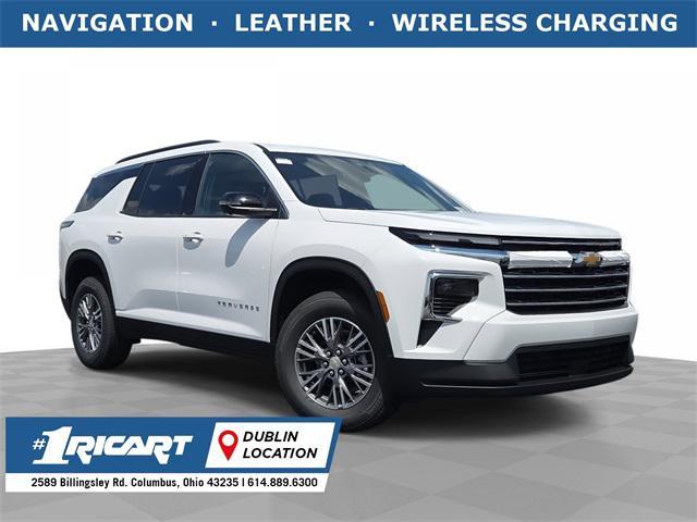 Photo of 2025 Summit White Chevrolet Traverse