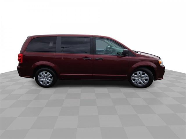 Photo of 2019 Octane Red Pearlcoat Dodge Grand Caravan