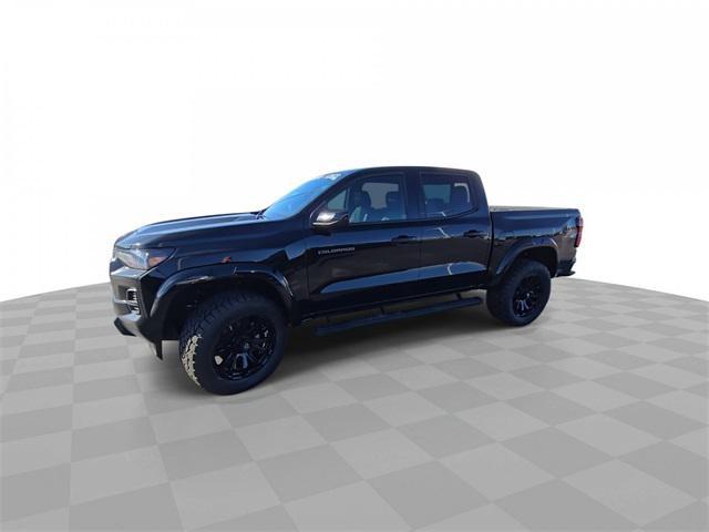 Photo of 2025 Black Chevrolet Colorado