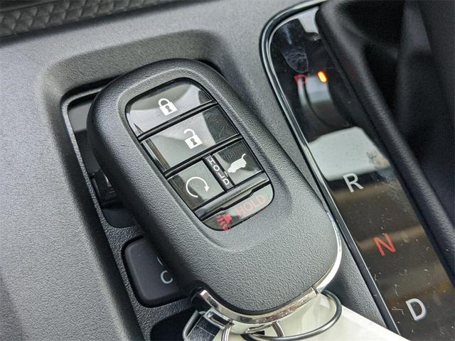 Photo of 2026 Meteorite Gray Metallic Honda CR-V