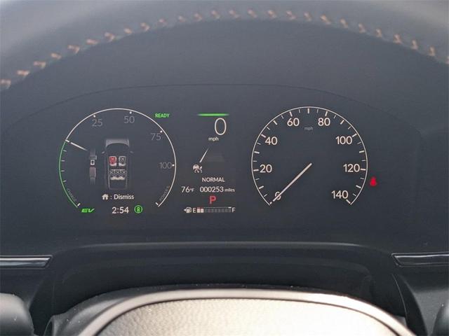 Photo of 2025 Platinum White Honda CR-V Hybrid