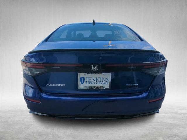 Photo of 2025 Still Night Pearl Honda Accord Hybrid