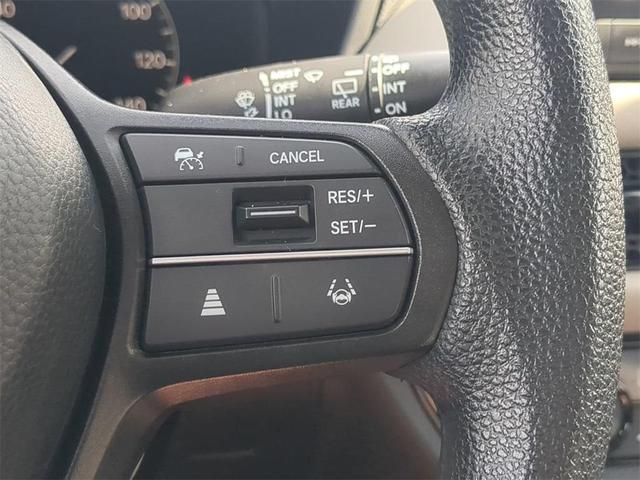 Photo of 2025 Lunar Silver Metallic Honda HR-V