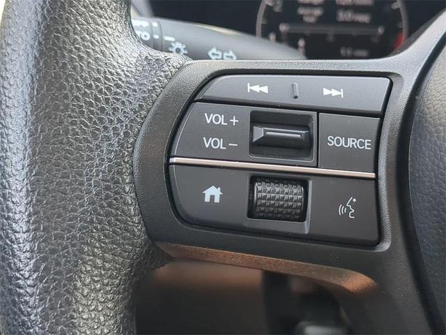 Photo of 2025 Lunar Silver Metallic Honda HR-V