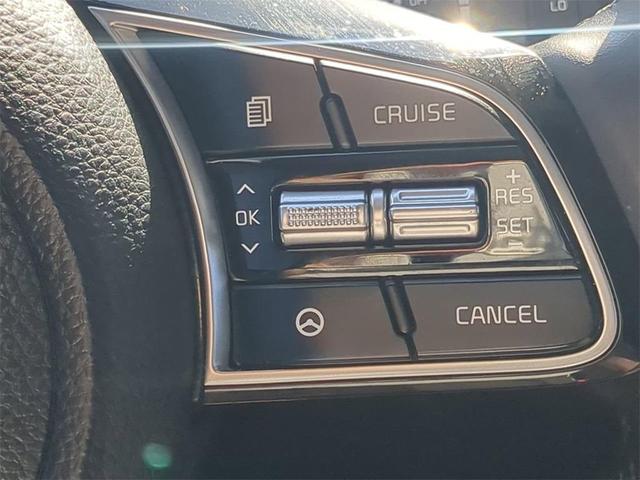 Photo of 2022 Gravity Gray Kia Seltos