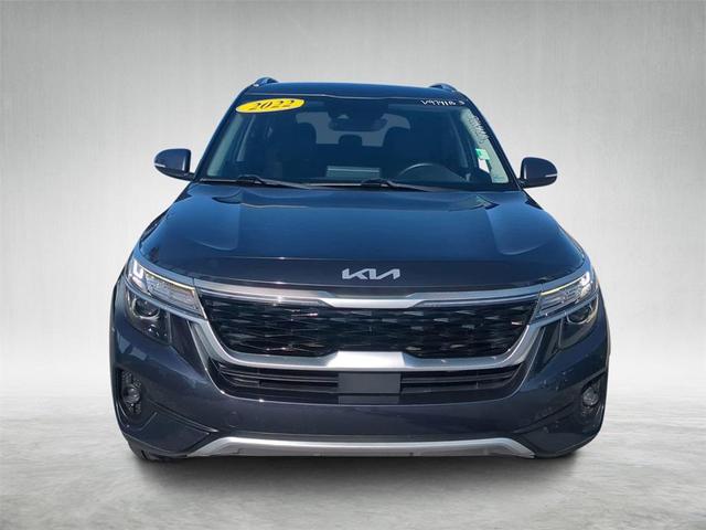 Photo of 2022 Gravity Gray Kia Seltos