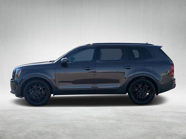 Photo of 2021 Dark Moss Kia Telluride