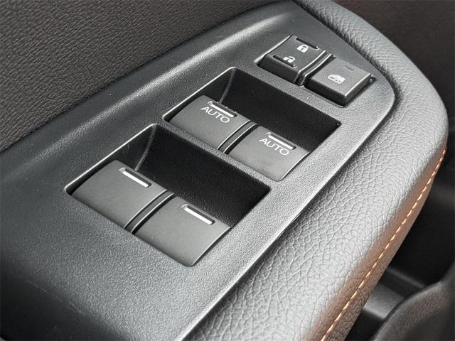 Photo of 2025 Crystal Black Honda Ridgeline