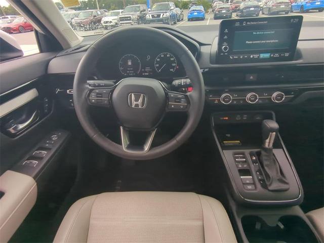 Photo of 2023 Platinum White Honda CR-V