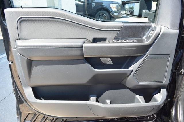 Photo of 2023 Agate Black Metallic Ford F-150