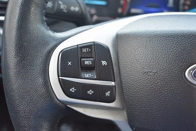 Photo of 2023 Carbonized Gray Metallic Ford Explorer