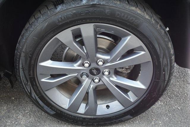 Photo of 2023 Carbonized Gray Metallic Ford Explorer