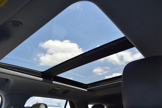 Photo of 2023 Carbonized Gray Metallic Ford Explorer