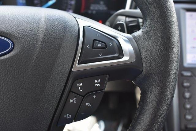 Photo of 2020 Iconic Silver Metallic Ford Fusion