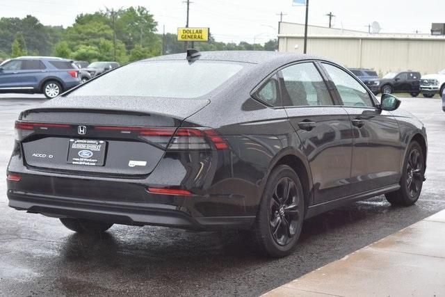 Photo of 2025 Black Honda Accord