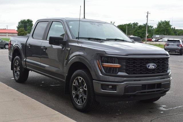 Photo of 2024 Carbonized Gray Metallic Ford F-150