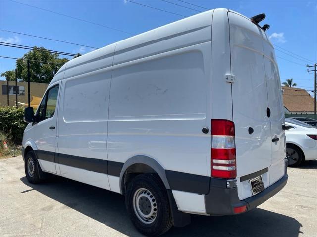 Photo of 2017 Arctic White Mercedes-Benz Sprinter 2500