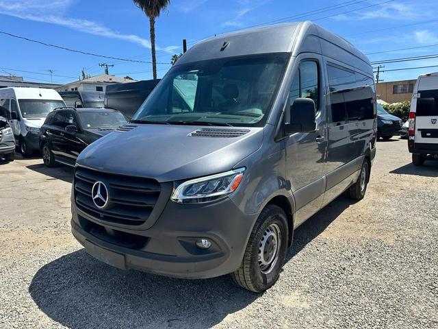 Photo of 2022 Gray Mercedes-Benz Sprinter 2500