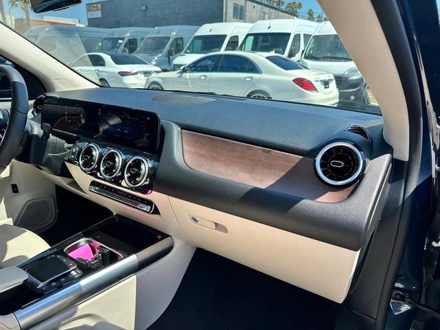Photo of 2022 Denim Blue Metallic Mercedes-Benz GLA 250