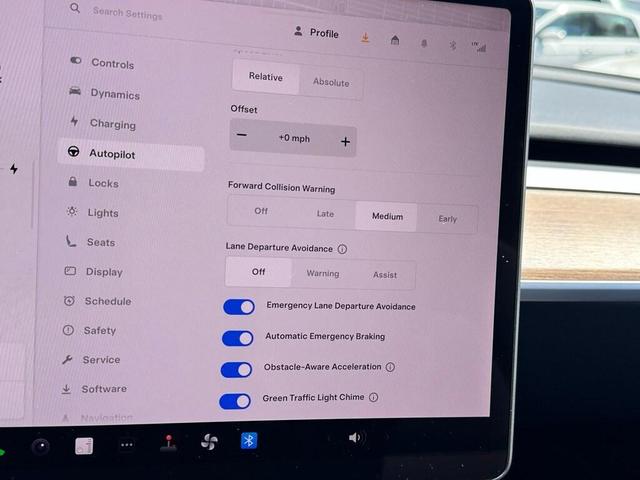 Photo of 2023 Gray Tesla Model Y