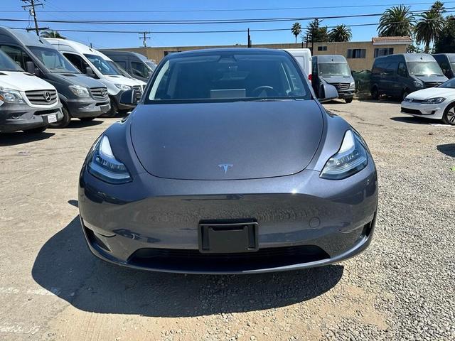 Photo of 2023 Gray Tesla Model Y