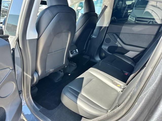 Photo of 2023 Gray Tesla Model Y