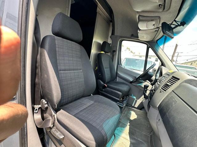 Photo of 2018 Blue Mercedes-Benz Sprinter 2500