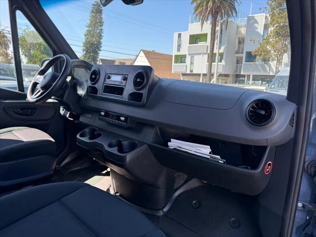 Photo of 2019 Blue Mercedes-Benz Sprinter 2500