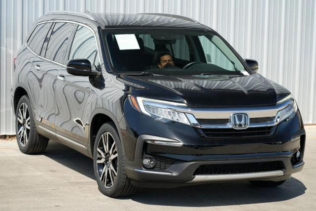 Photo of 2019 Crystal Black Pearl Honda Pilot