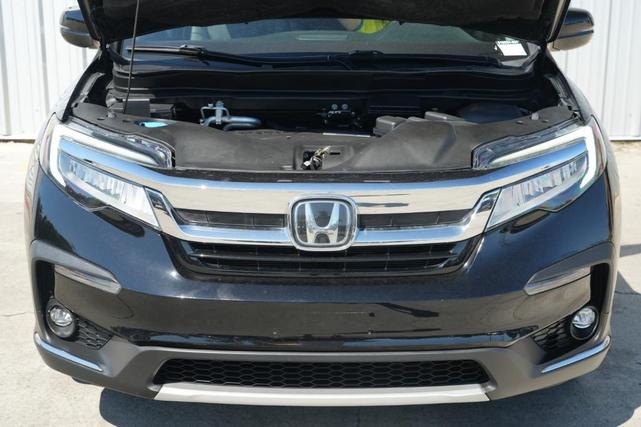 Photo of 2019 Crystal Black Pearl Honda Pilot