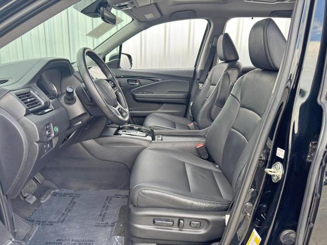 Photo of 2019 Crystal Black Pearl Honda Pilot