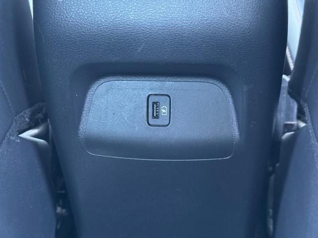 Photo of 2021 Aspen White Nissan Sentra