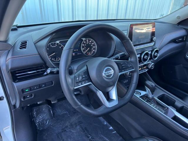 Photo of 2021 Aspen White Nissan Sentra