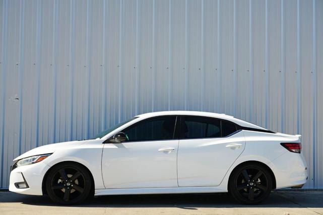 Photo of 2021 Aspen White Nissan Sentra