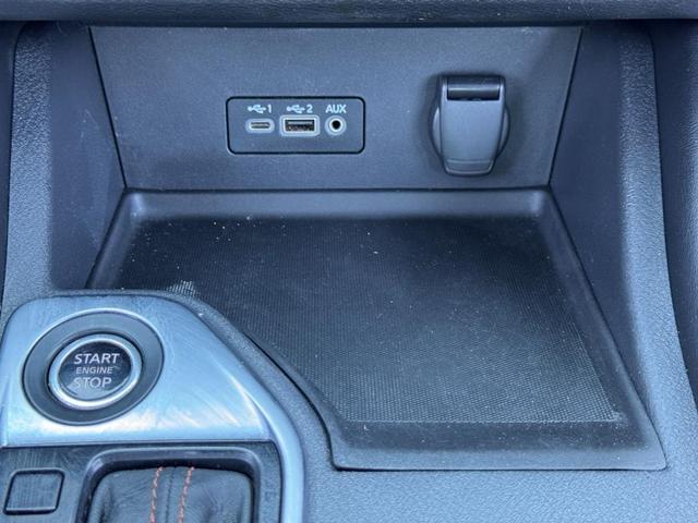 Photo of 2021 Aspen White Nissan Sentra