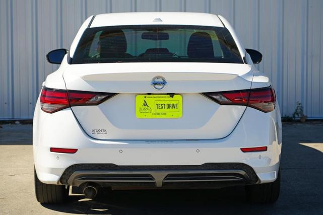 Photo of 2021 Aspen White Nissan Sentra