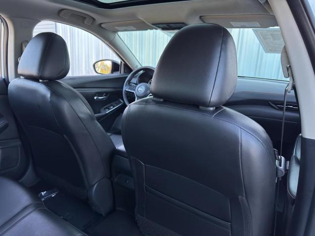 Photo of 2021 Aspen White Nissan Sentra