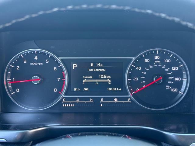 Photo of 2022 Glacial White Pearl Kia Sorento