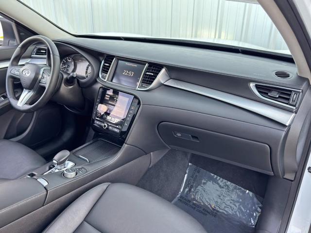 Photo of 2021 Lunar White INFINITI QX50