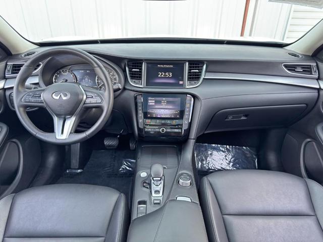 Photo of 2021 Lunar White INFINITI QX50