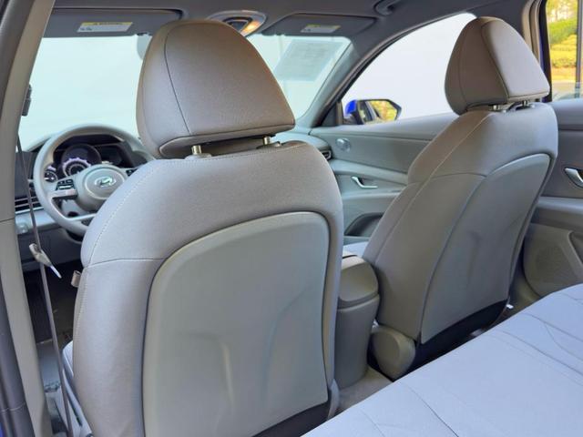 Photo of 2023 Intense Blue Hyundai ELANTRA HEV