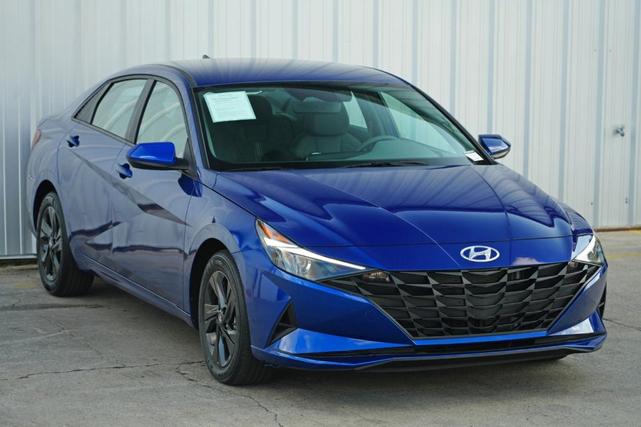Photo of 2023 Intense Blue Hyundai ELANTRA HEV